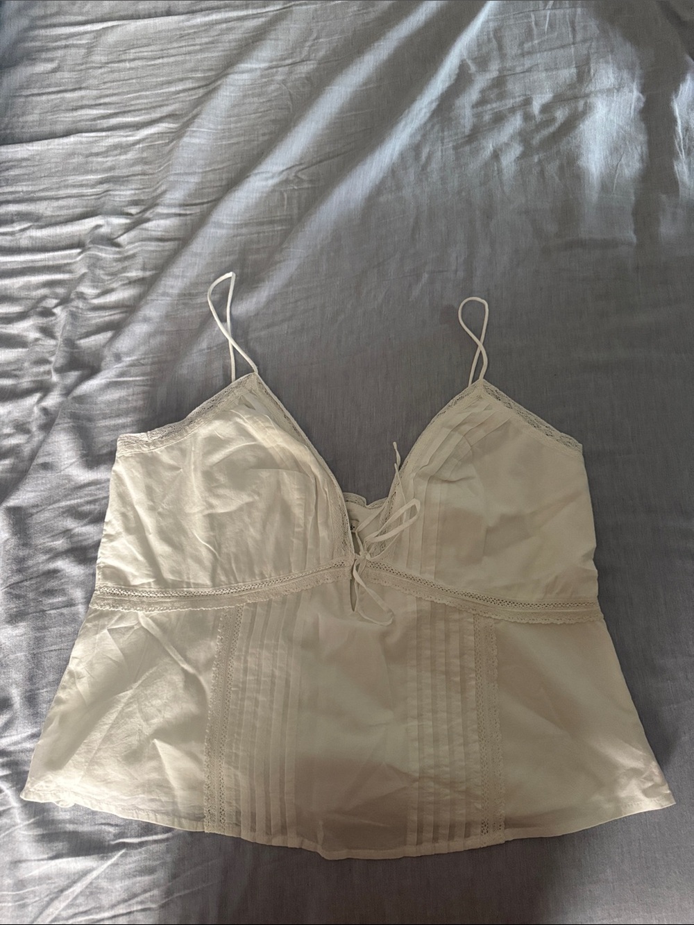 Abercrombie & Fitch Ivory Lace-Trim Cami
